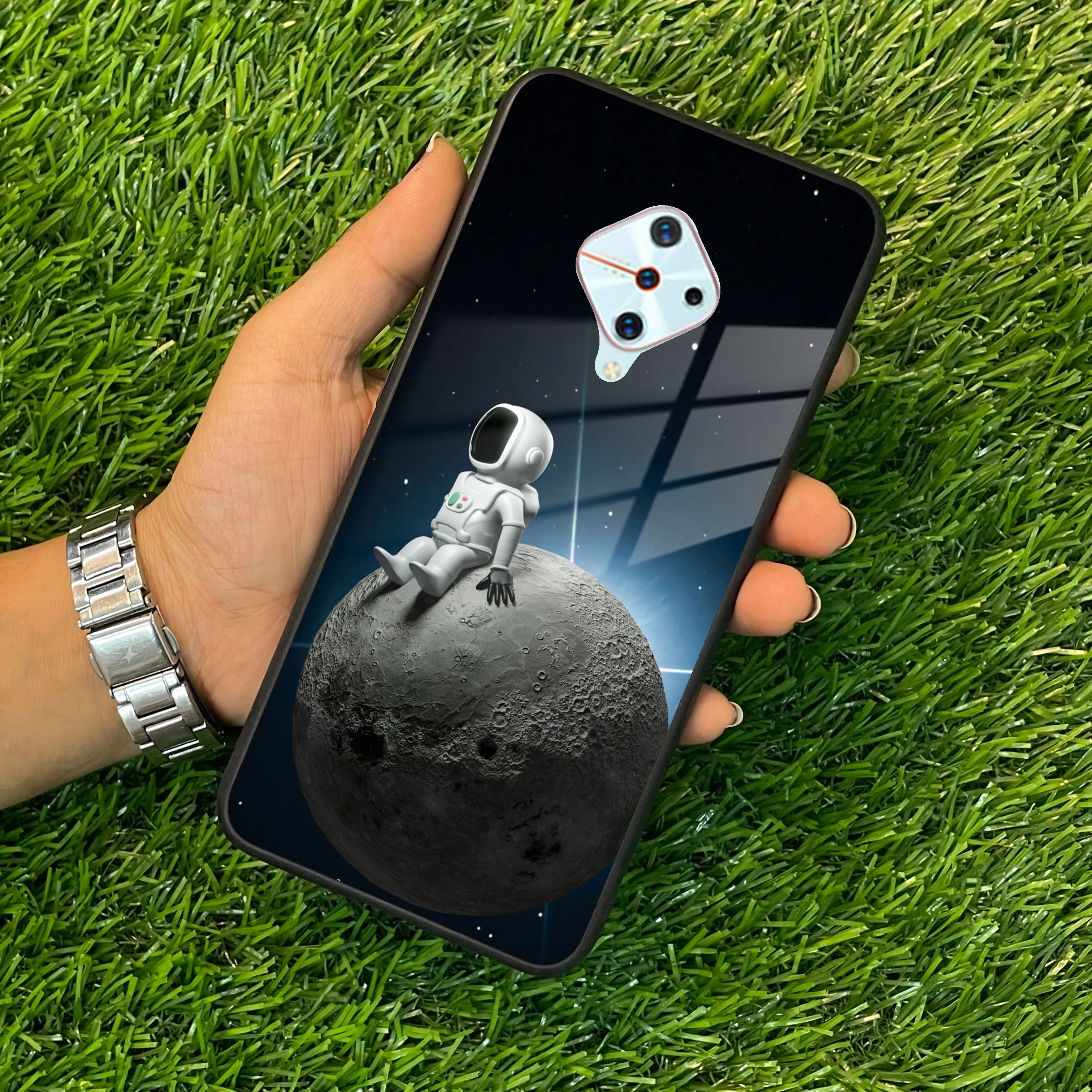 Astronod Moon Glass Case Cover For Vivo