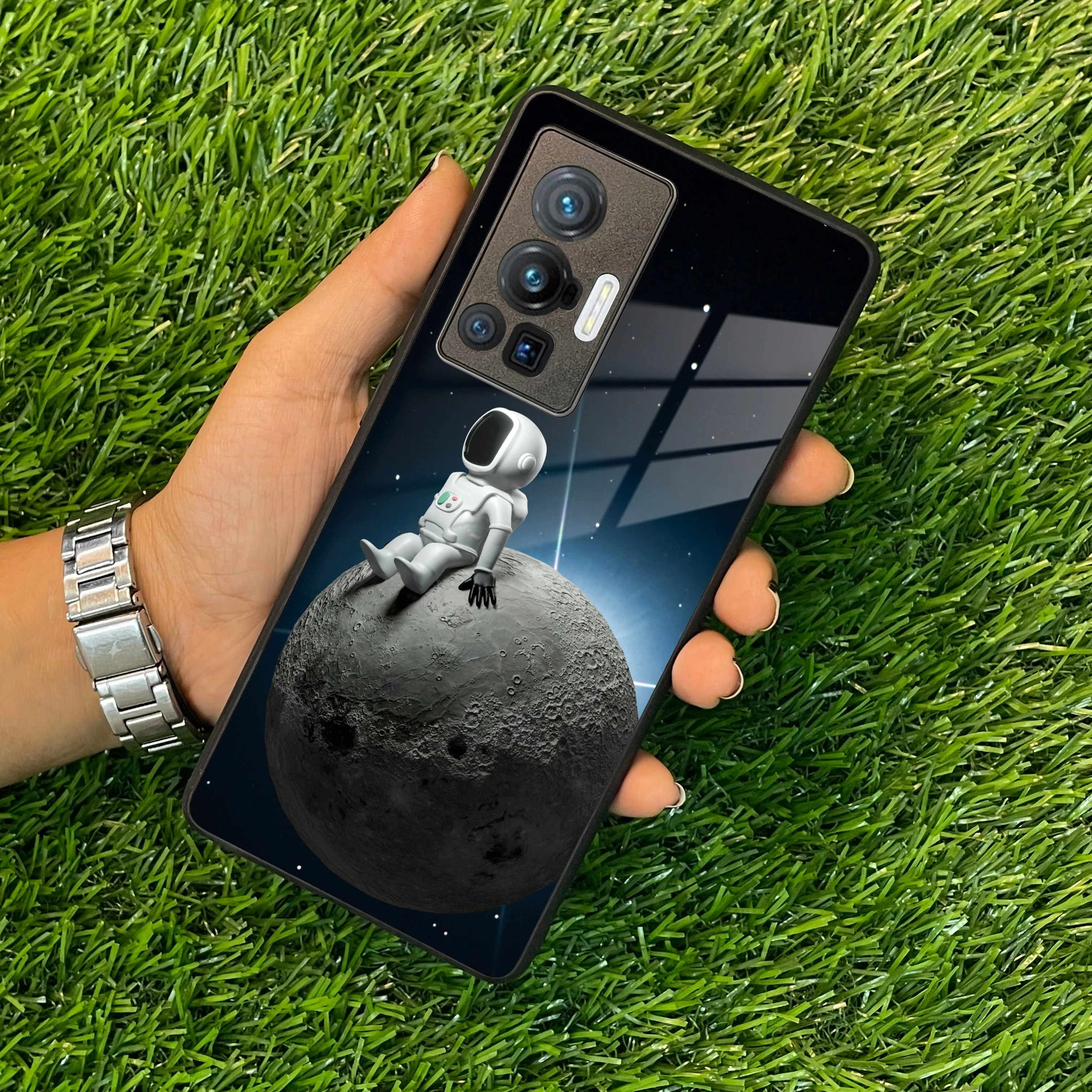 Astronod Moon Glass Case Cover For Vivo