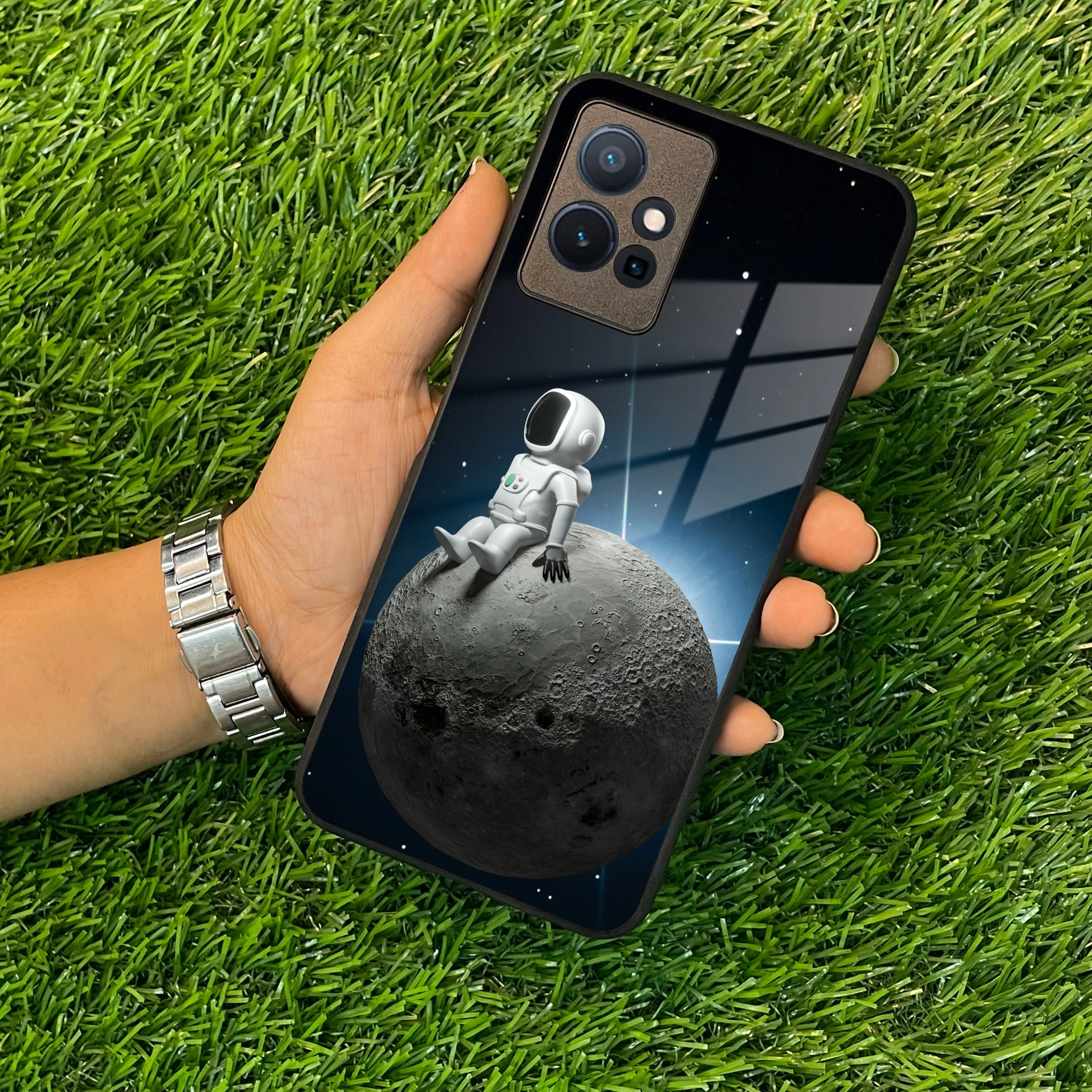 Astronod Moon Glass Case Cover For Vivo