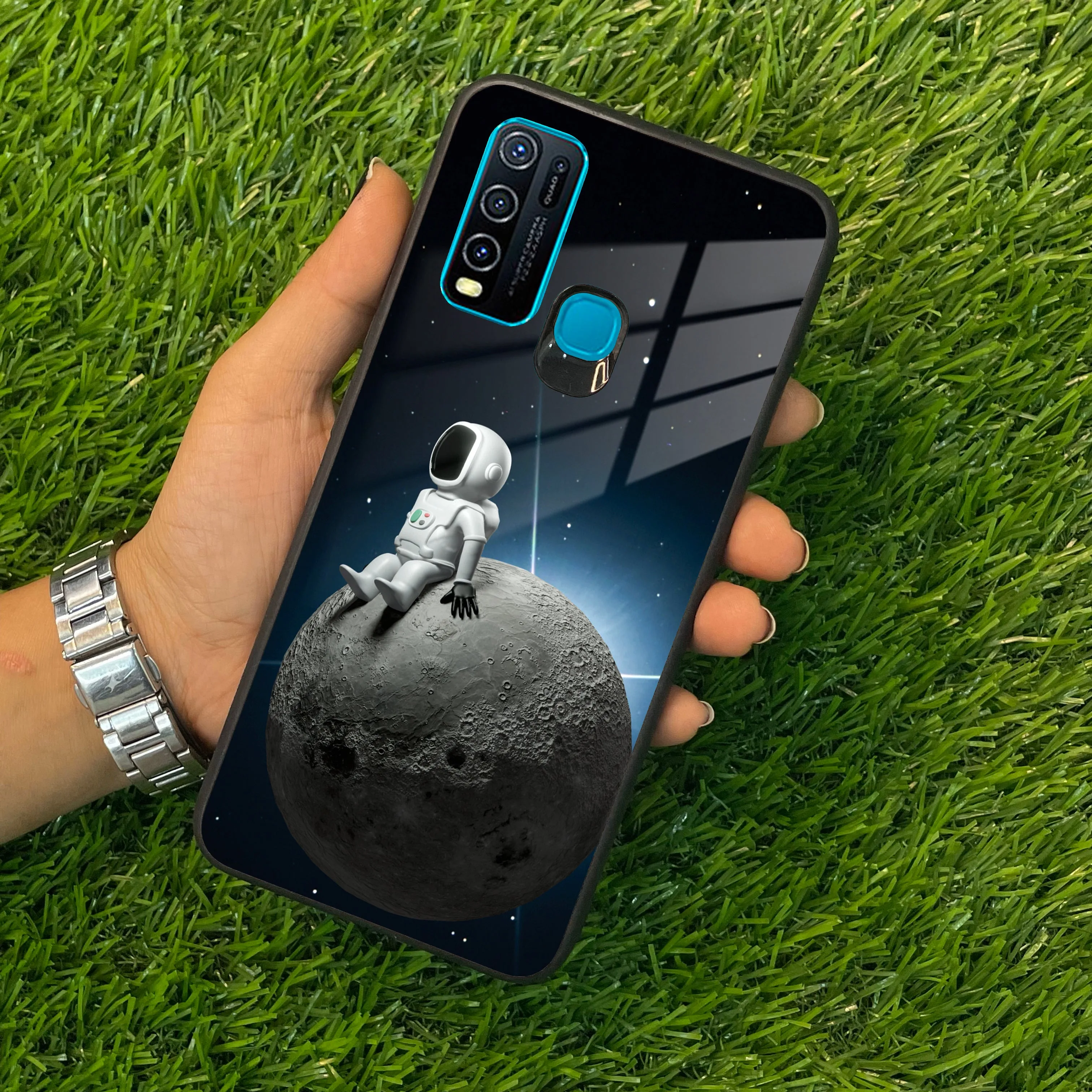 Astronod Moon Glass Case Cover For Vivo