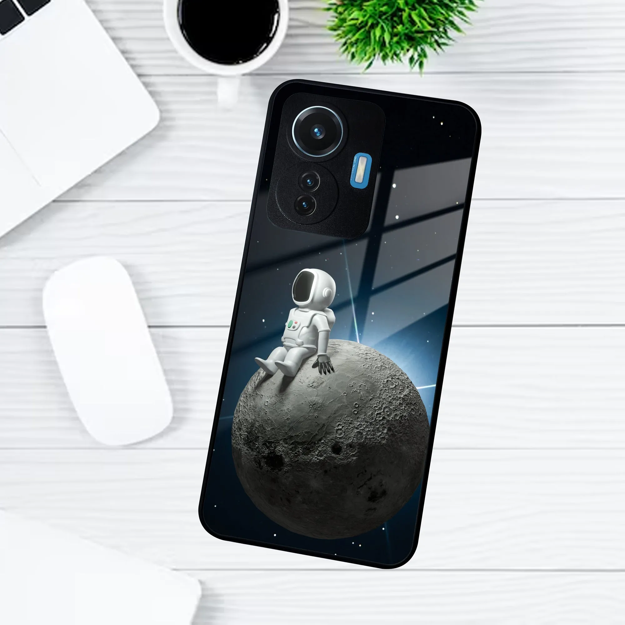 Astronod Moon Glass Case Cover For Vivo