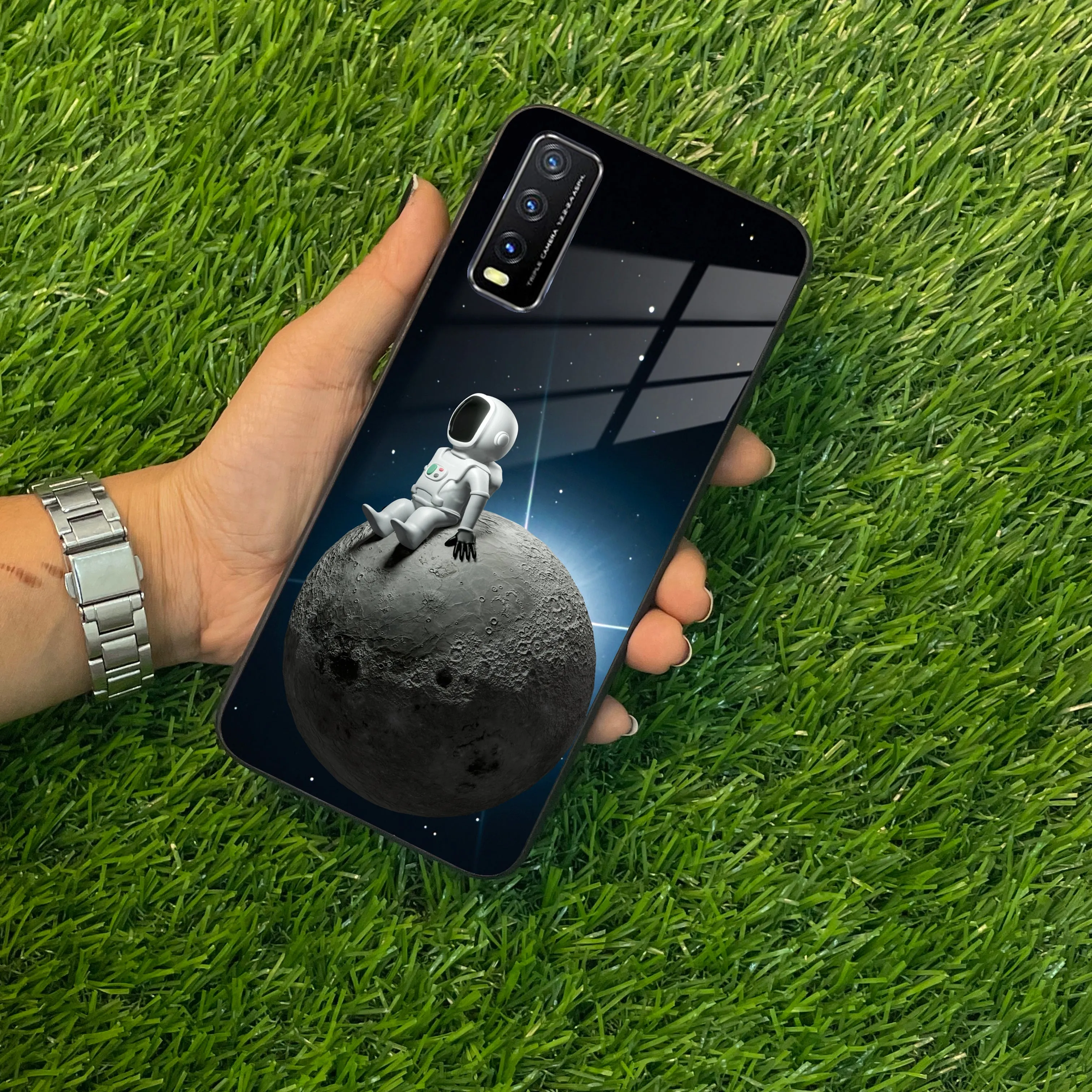 Astronod Moon Glass Case Cover For Vivo