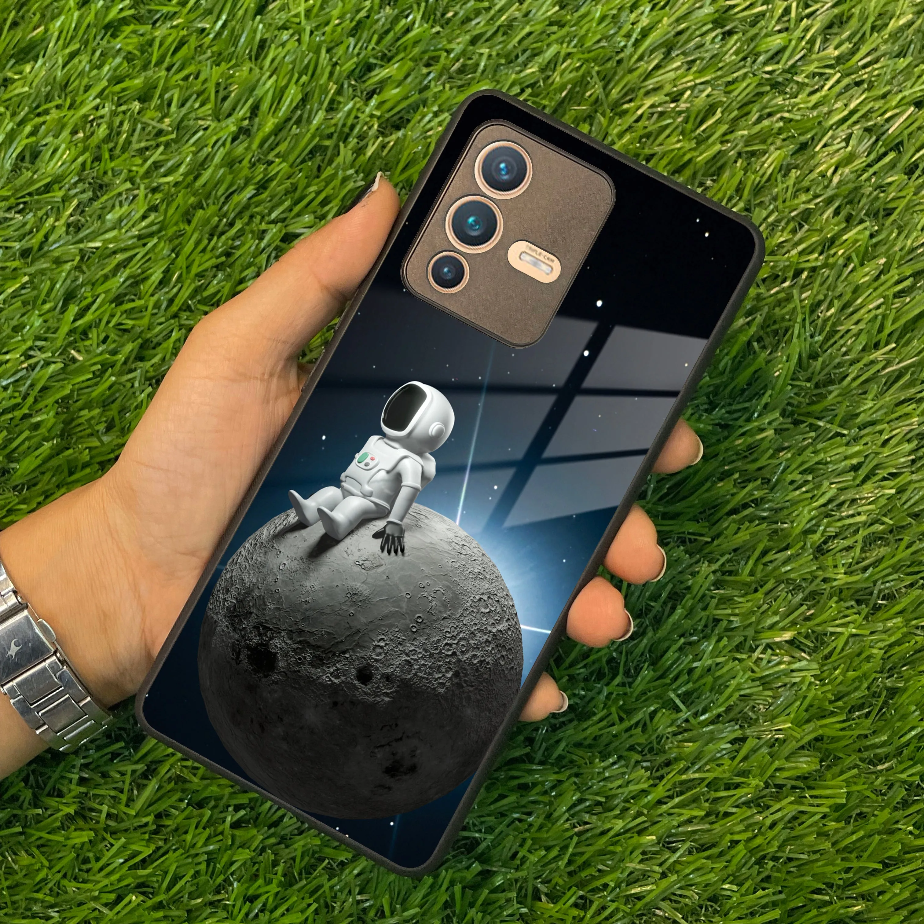 Astronod Moon Glass Case Cover For Vivo