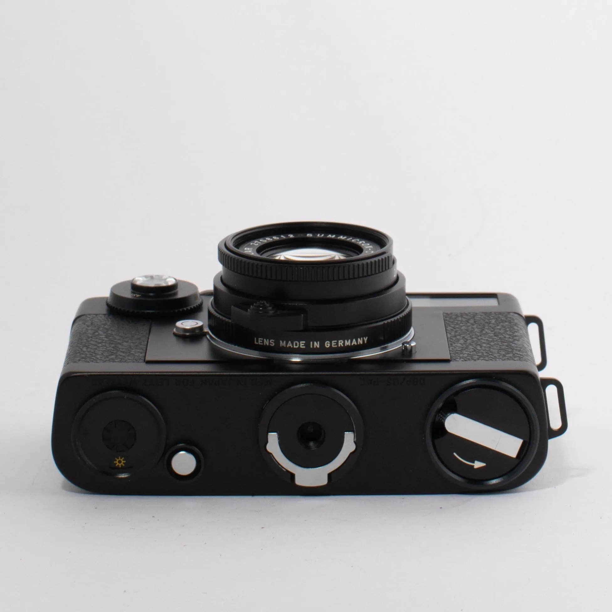 Leica CL with Wetzlar Sumicron-C 40mm f/2 Lens