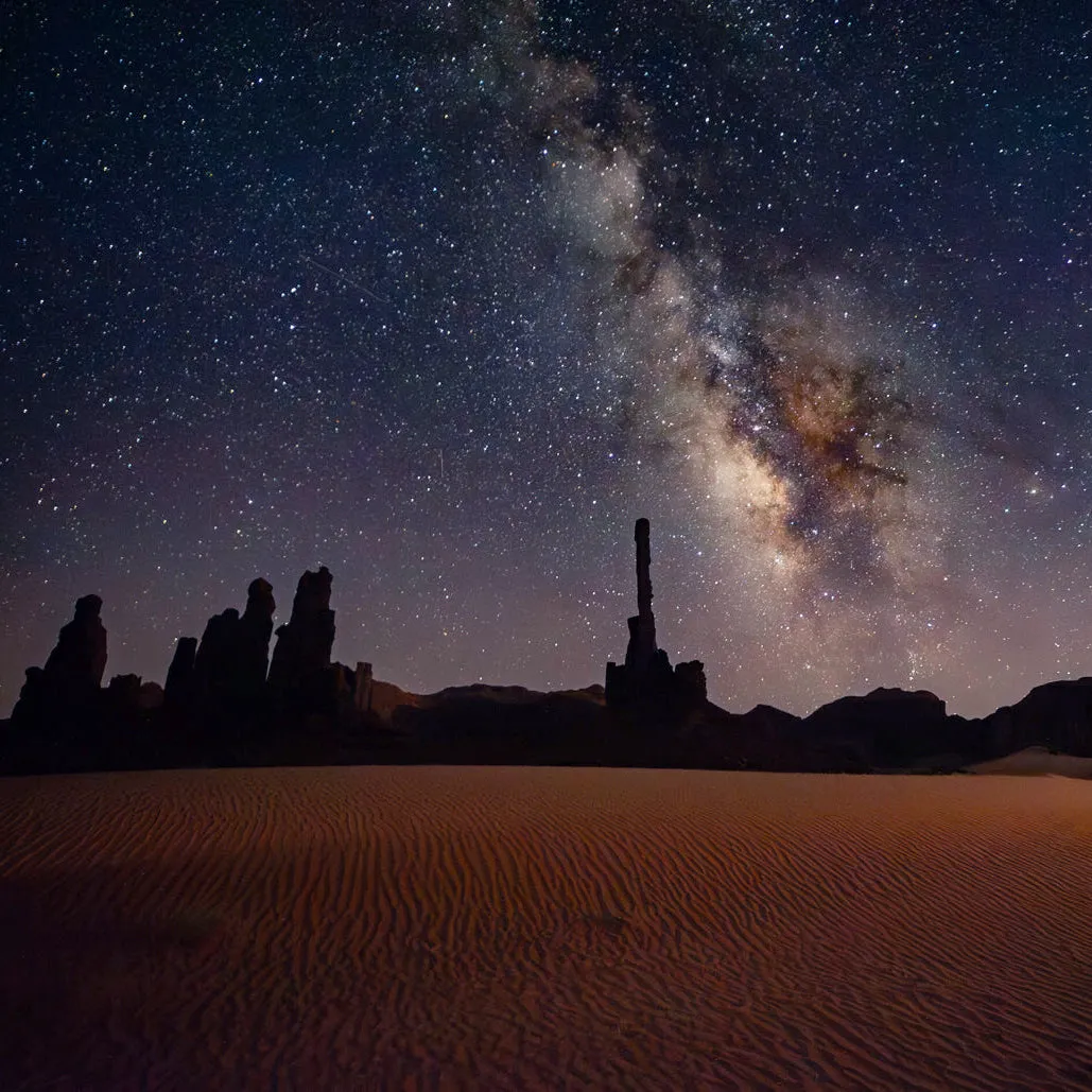 Monument Valley Astrophotography Workshop | May  24 - 28, 2025